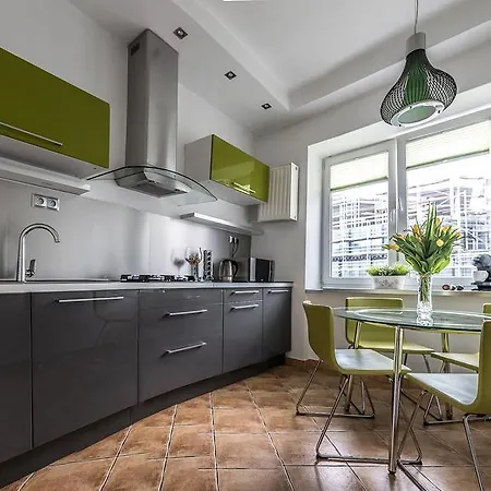 Mkpl Apartment Warsaw